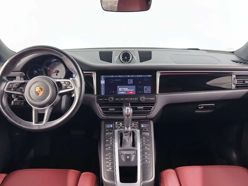 Porsche Macan — фото 9