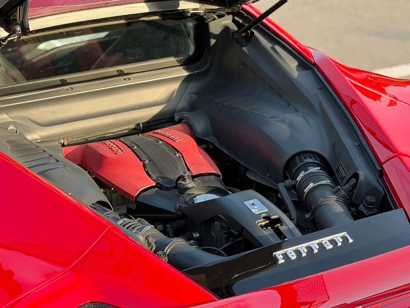 Ferrari F8 — фото 6