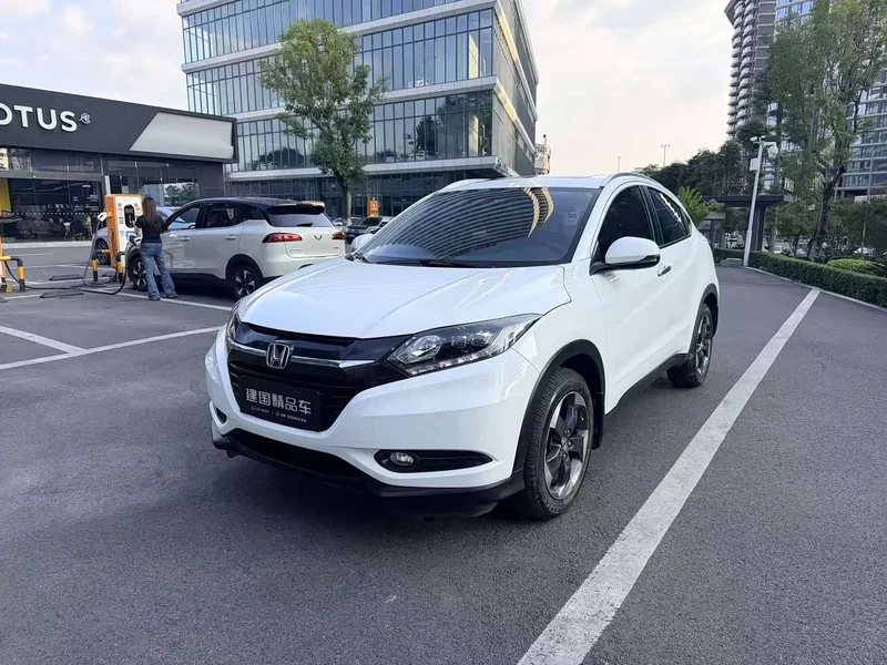 Honda HR-V — фото 1