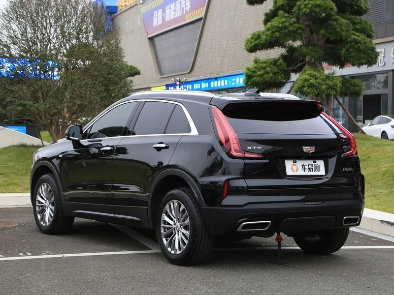 Cadillac XT4 — фото 19