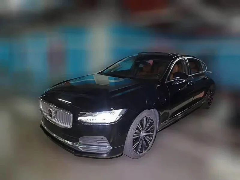 Volvo S90 PHEV — фото 1