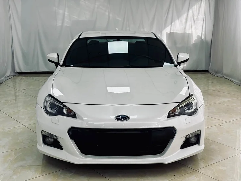Subaru BRZ — фото 2