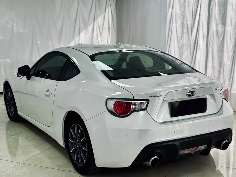 Subaru BRZ — фото 4