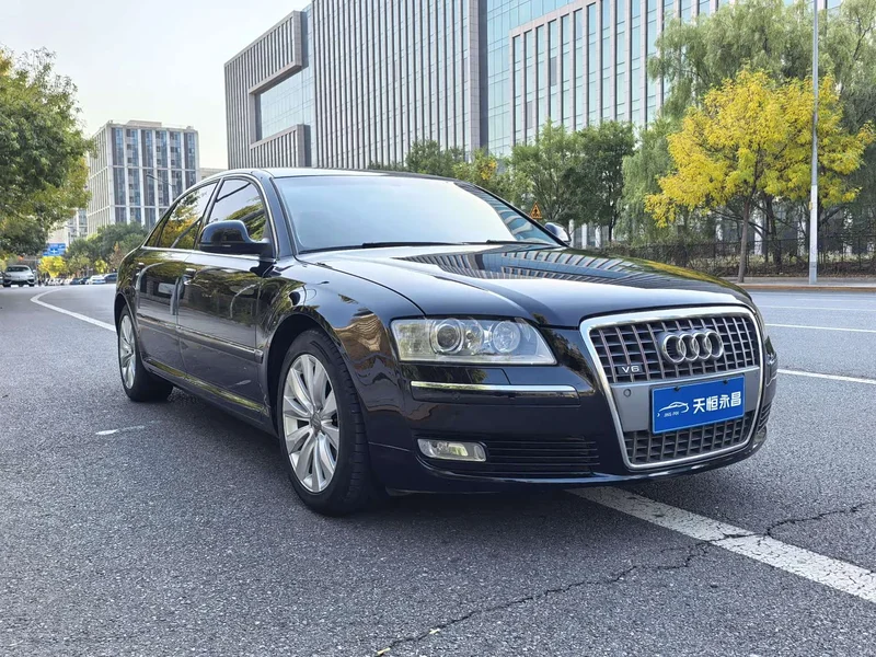 Audi A8 — фото 4
