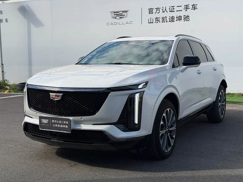 Cadillac XT5 — фото 1