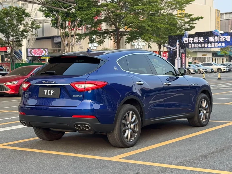 Maserati Levante — фото 7