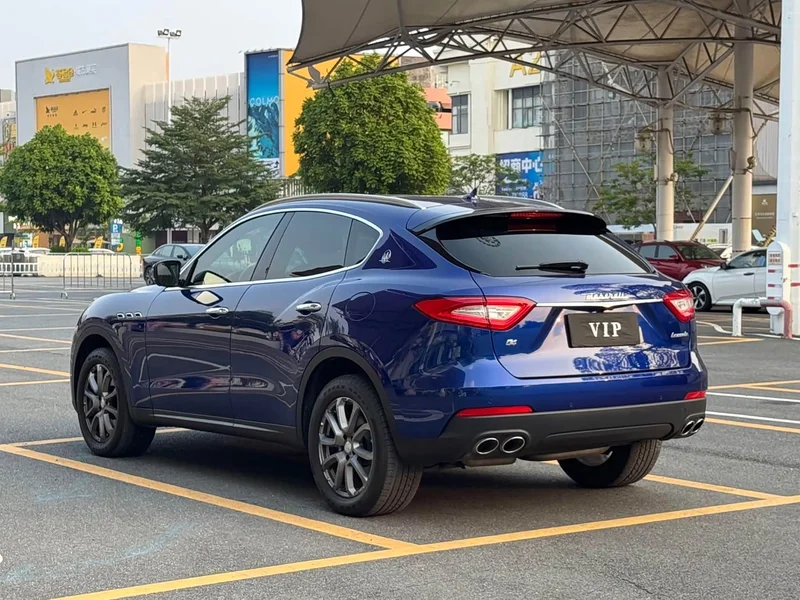 Maserati Levante — фото 9