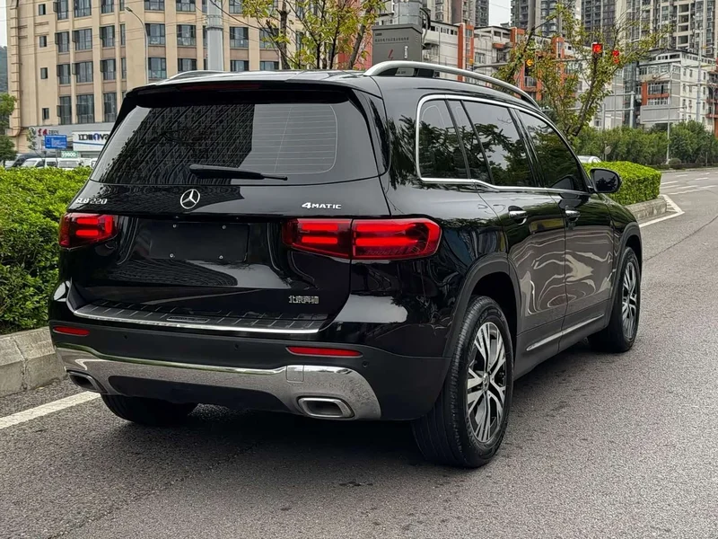 Mercedes-Benz GLB-Class — фото 25