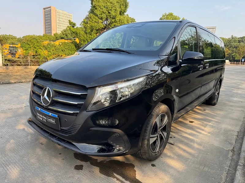 Mercedes-Benz Vito — фото 1