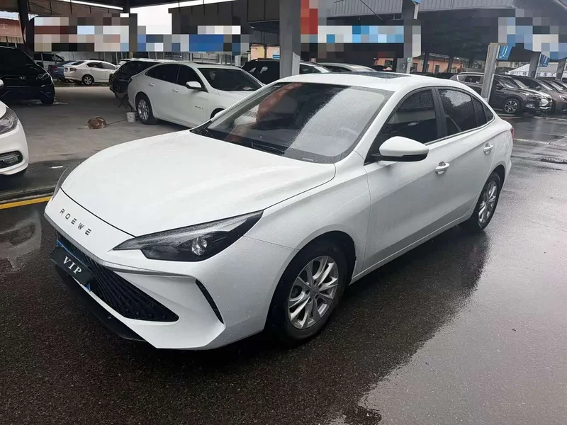 Roewe i5 — фото 1