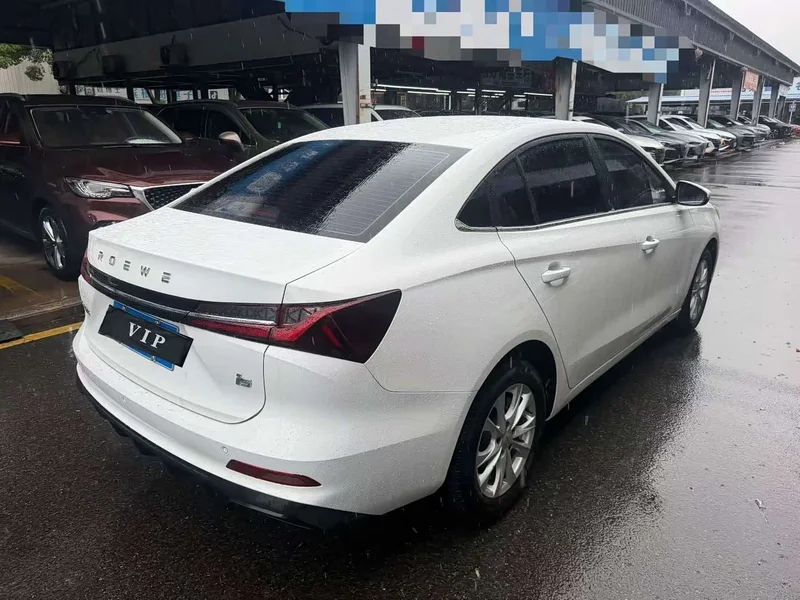 Roewe i5 — фото 7