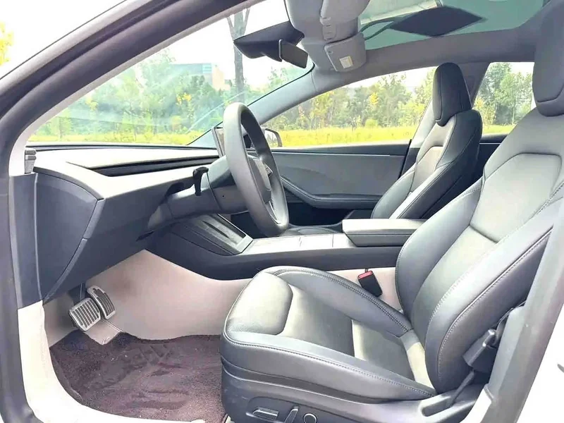 Tesla Model 3 — фото 2