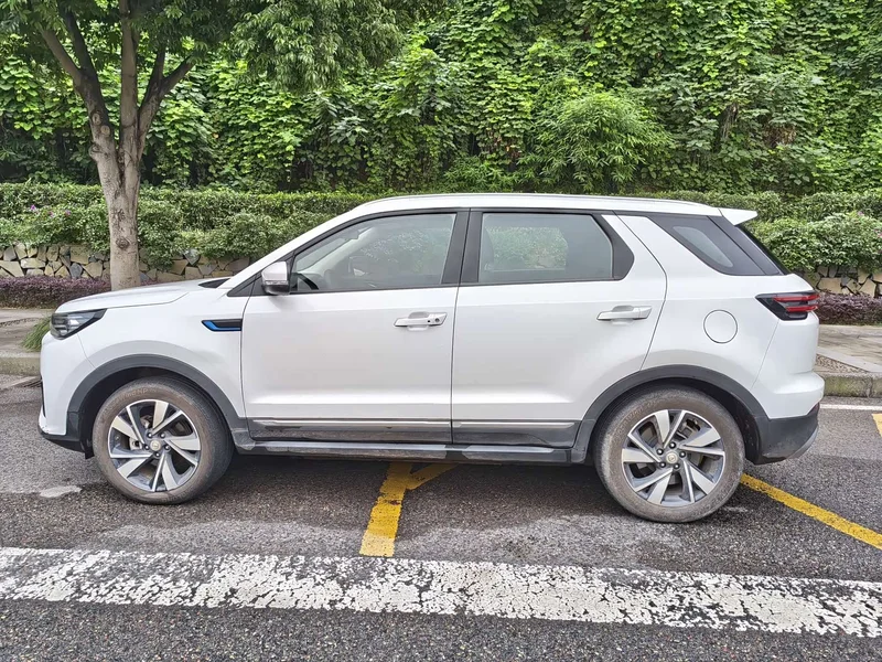 Changan CS55 Pure Electric — фото 7
