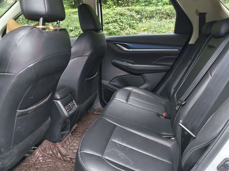 Changan CS55 Pure Electric — фото 10