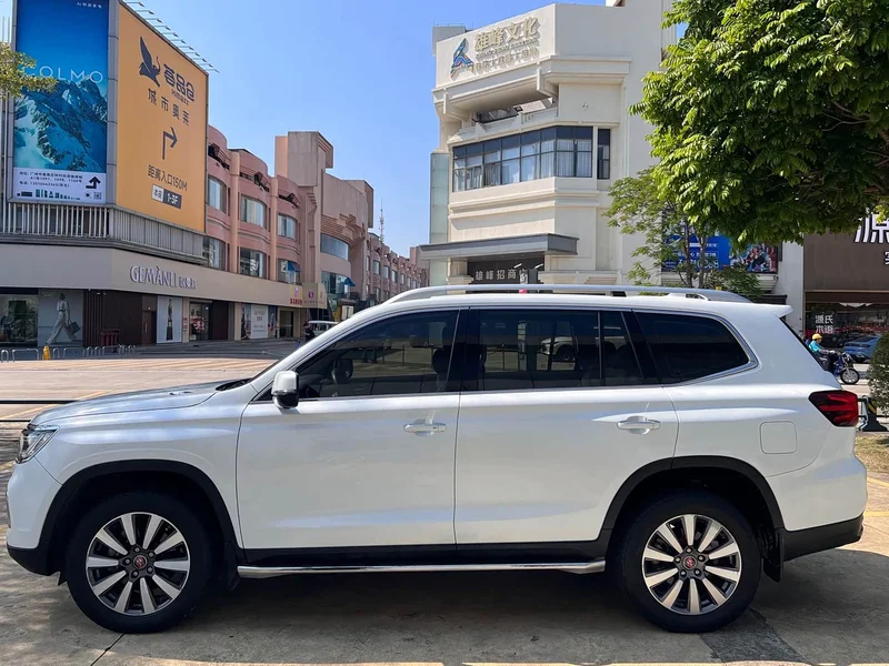 Roewe RX8 — фото 3