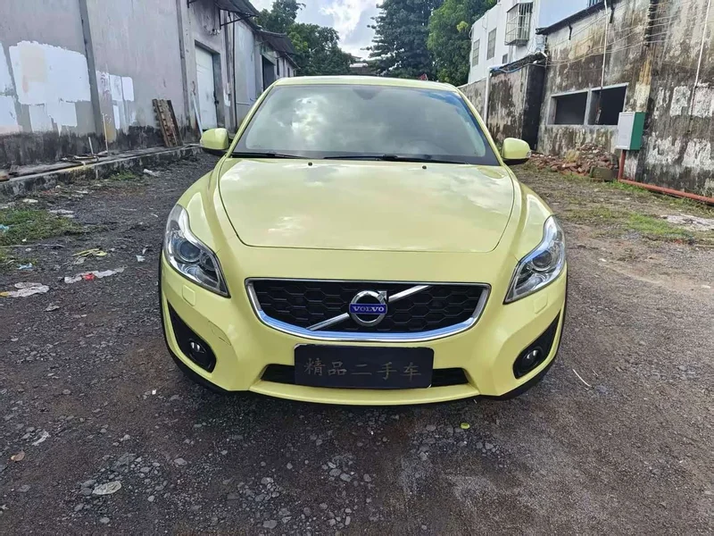 Volvo C30 — фото 2