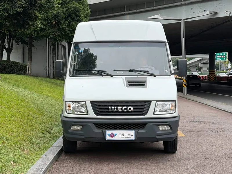 Iveco Daily — фото 2