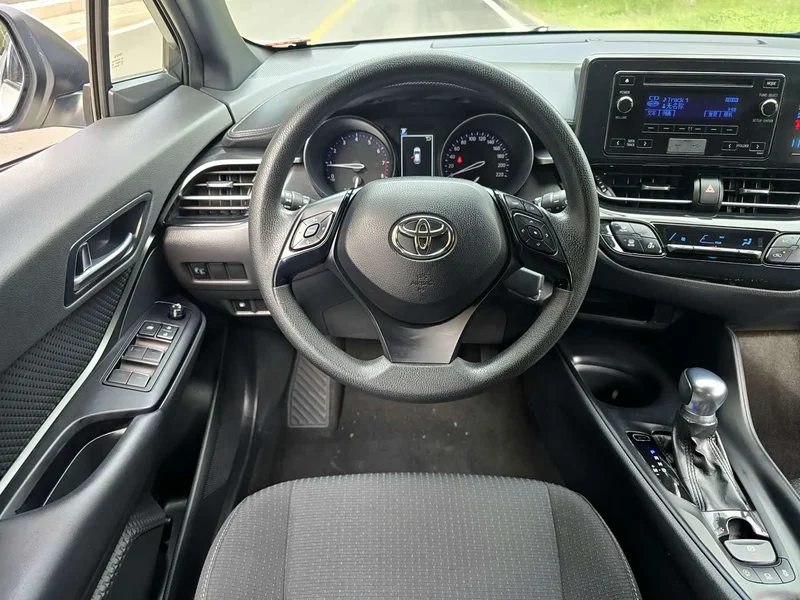 Toyota C-HR — фото 15