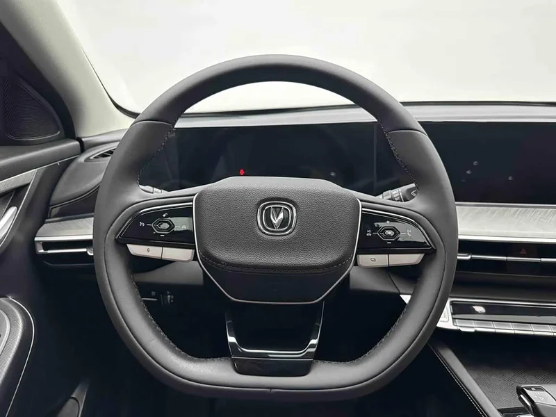 Changan Eado — фото 18
