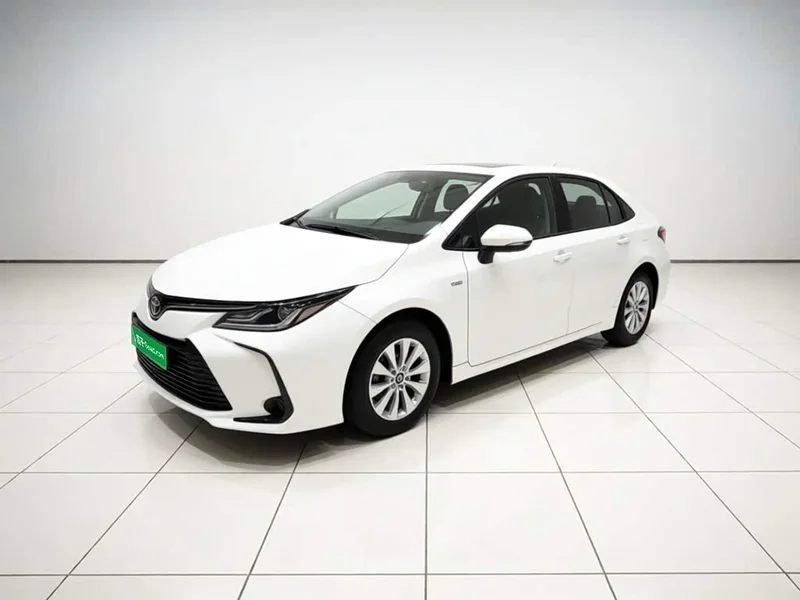 Toyota Corolla — фото 1