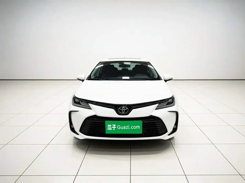Toyota Corolla — фото 2