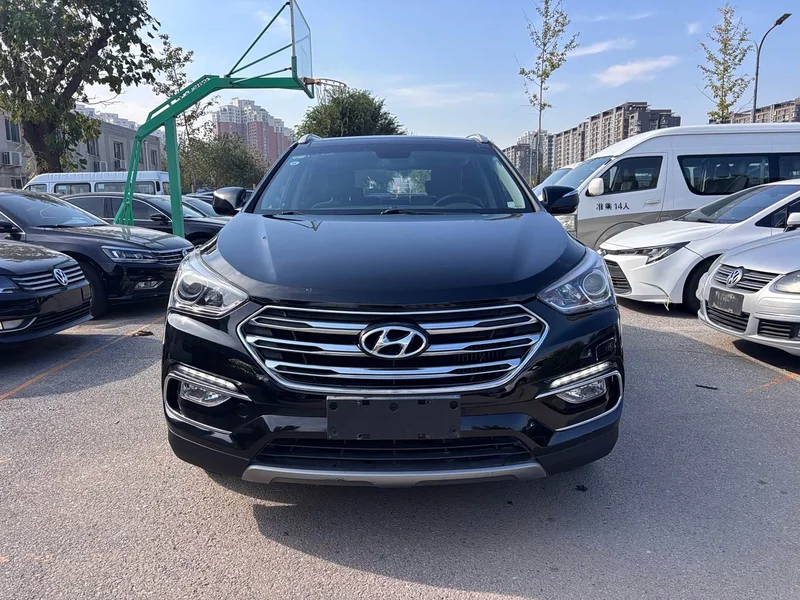 Hyundai Santa Fe — фото 2