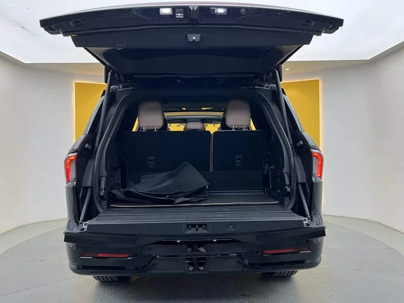 Lincoln Navigator — фото 12