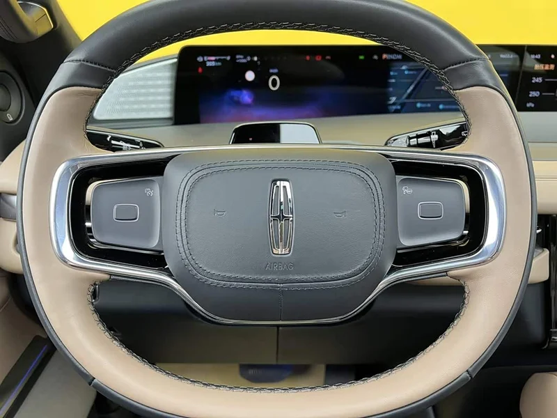 Lincoln Navigator — фото 15