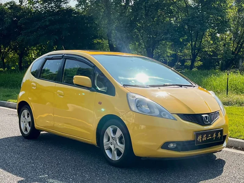 Honda Fit — фото 3