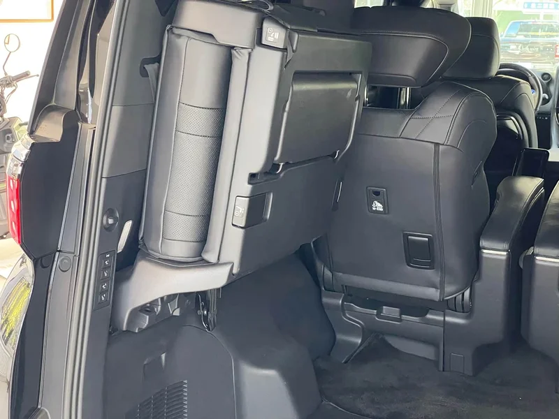 Toyota Alphard — фото 32