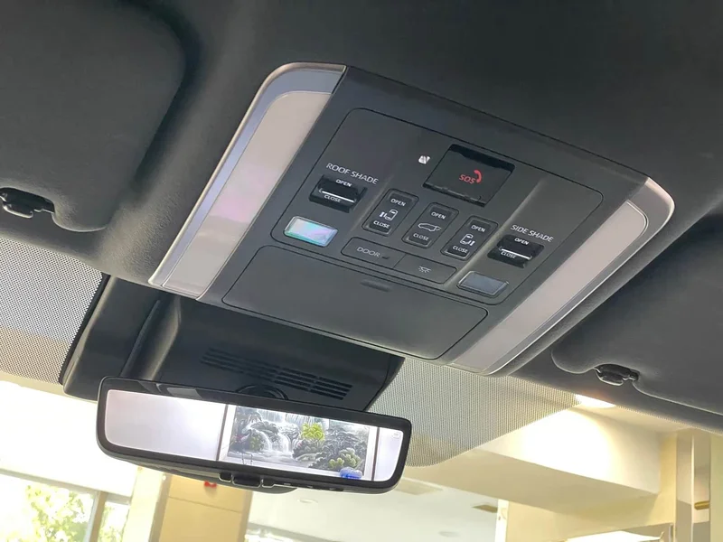 Toyota Alphard — фото 7