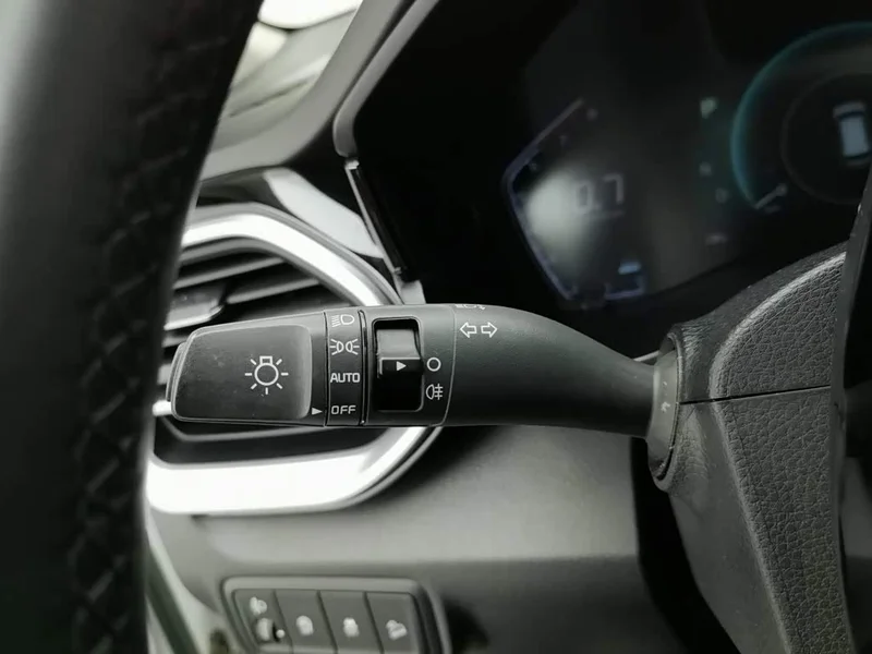 Kia Sportage — фото 21