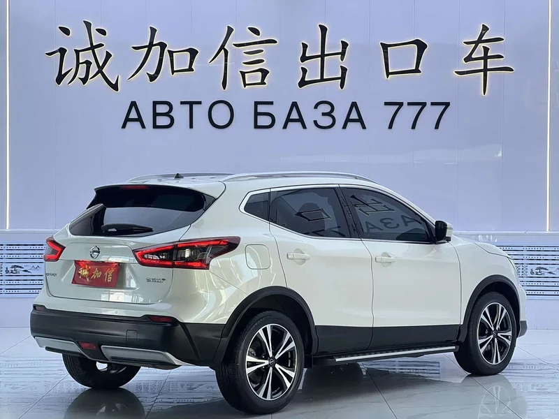 Nissan Qashqai — фото 4
