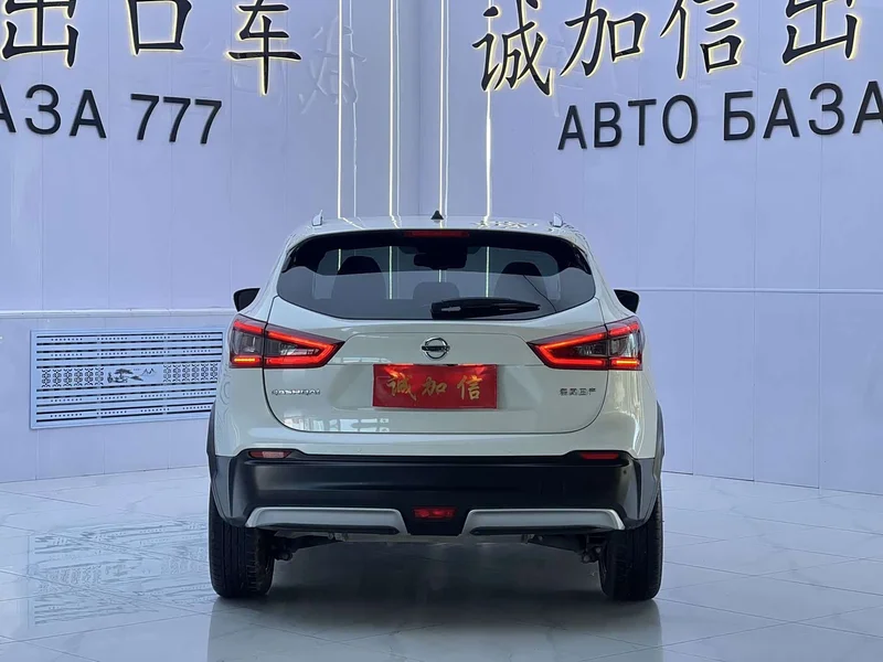 Nissan Qashqai — фото 5