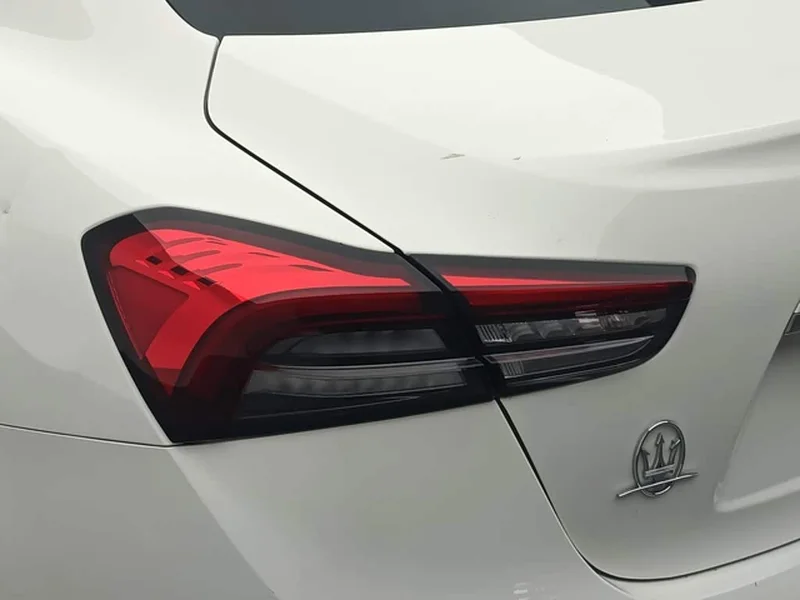 Maserati Ghibli — фото 14