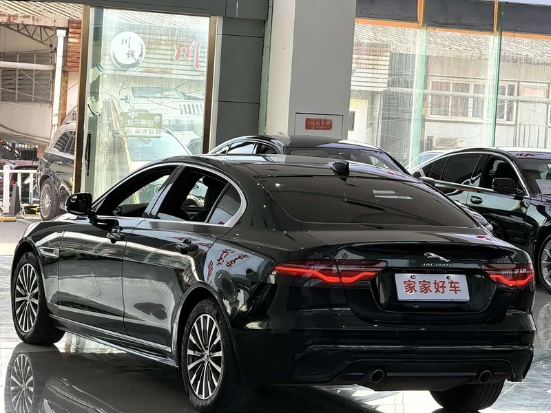 Jaguar XEL — фото 15