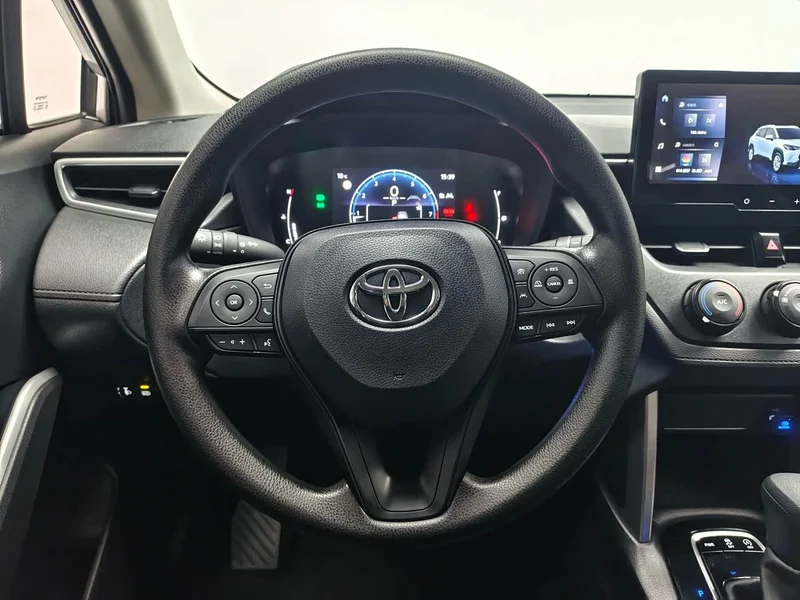 Toyota Corolla Cross — фото 14