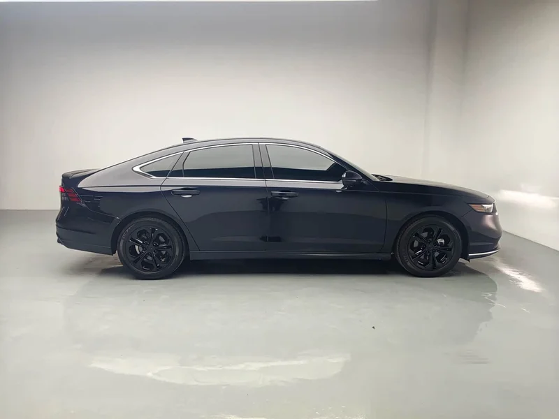 Honda Accord — фото 7
