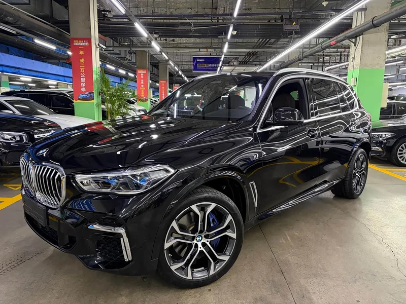 BMW X5 — фото 1