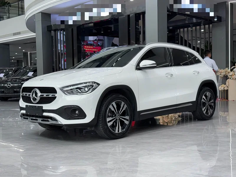 Mercedes-Benz GLA-Class — фото 1