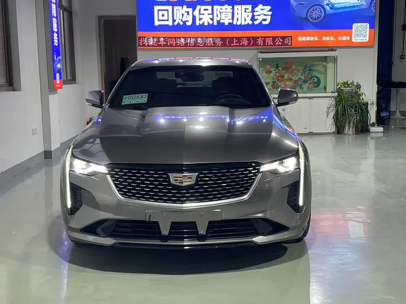 Cadillac CT4 — фото 2