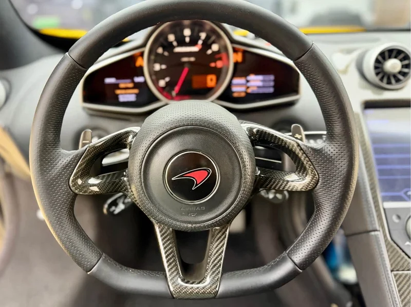 McLaren 12C — фото 12