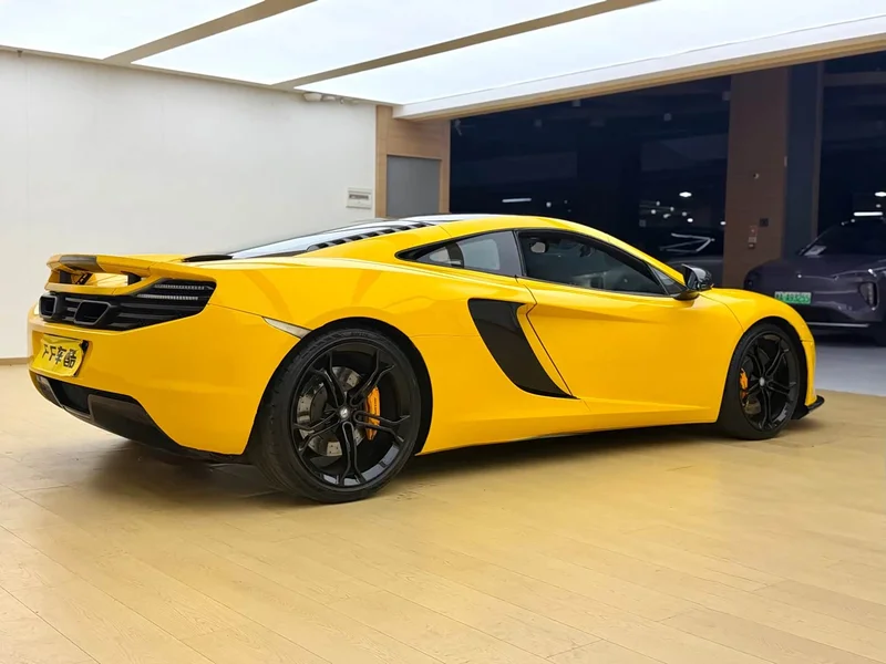 McLaren 12C — фото 5