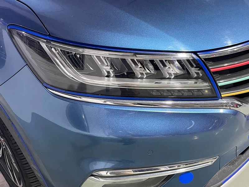 Roewe RX5 — фото 19