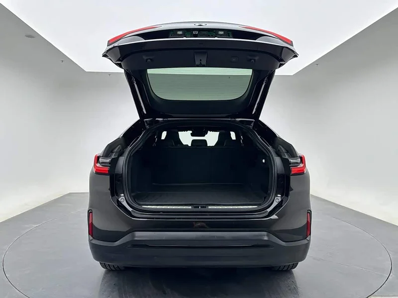 NIO EC6 — фото 22