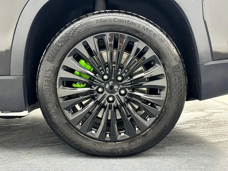 NIO EC6 — фото 30