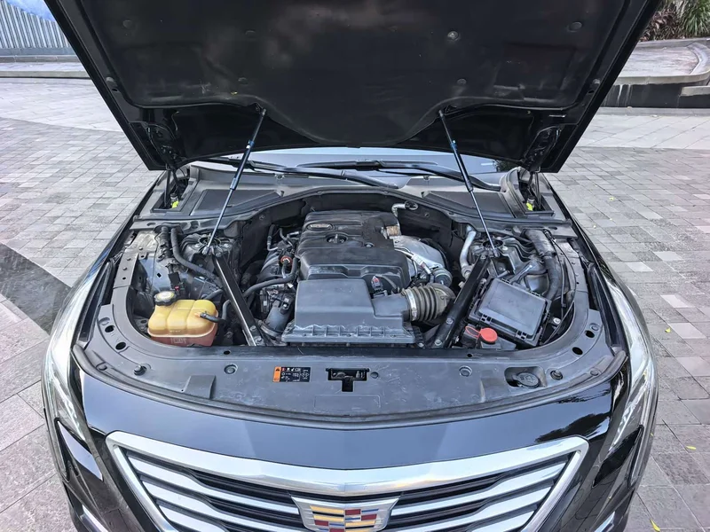 Cadillac CT6 — фото 21