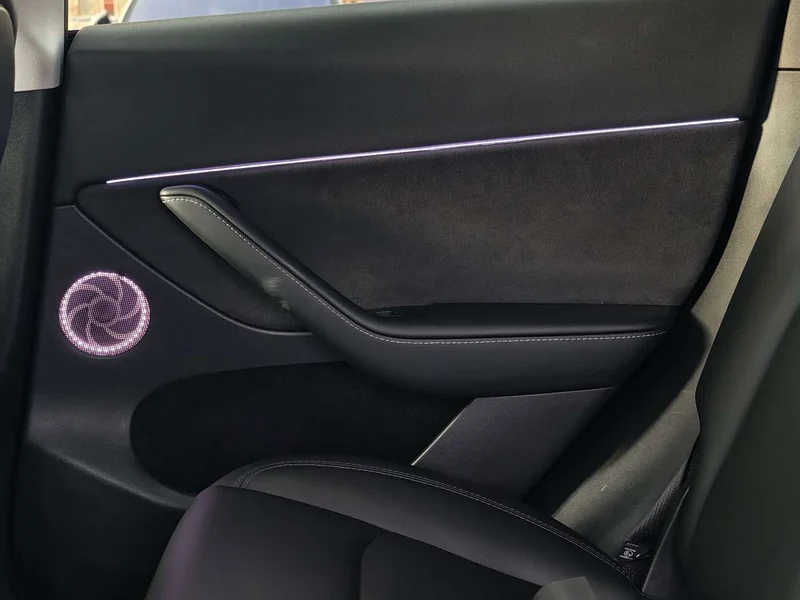 Tesla Model Y — фото 18