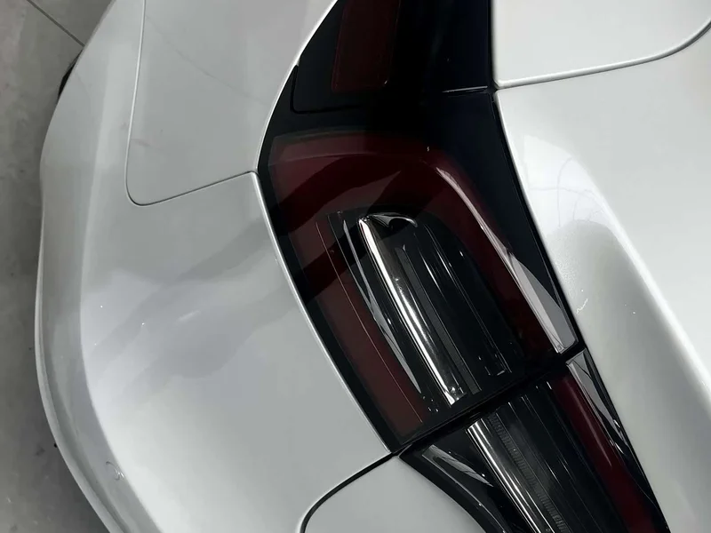 Tesla Model 3 — фото 13