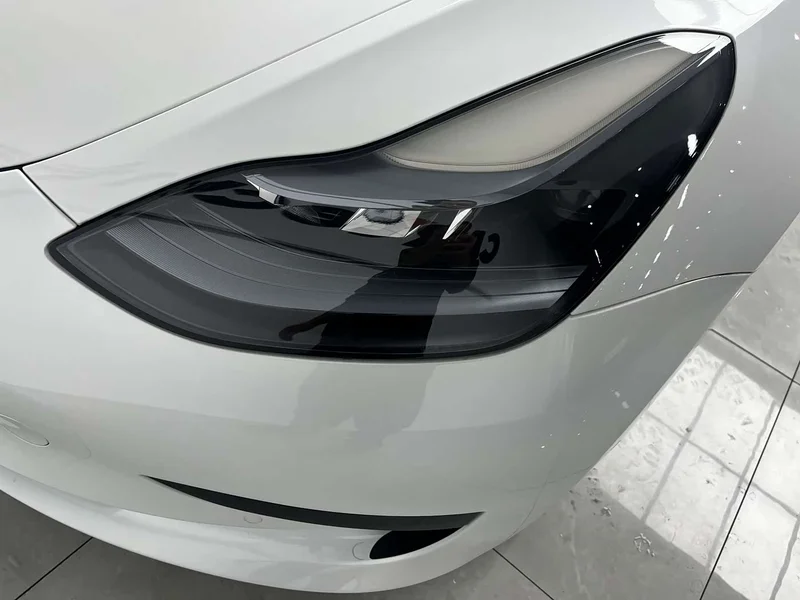 Tesla Model 3 — фото 16